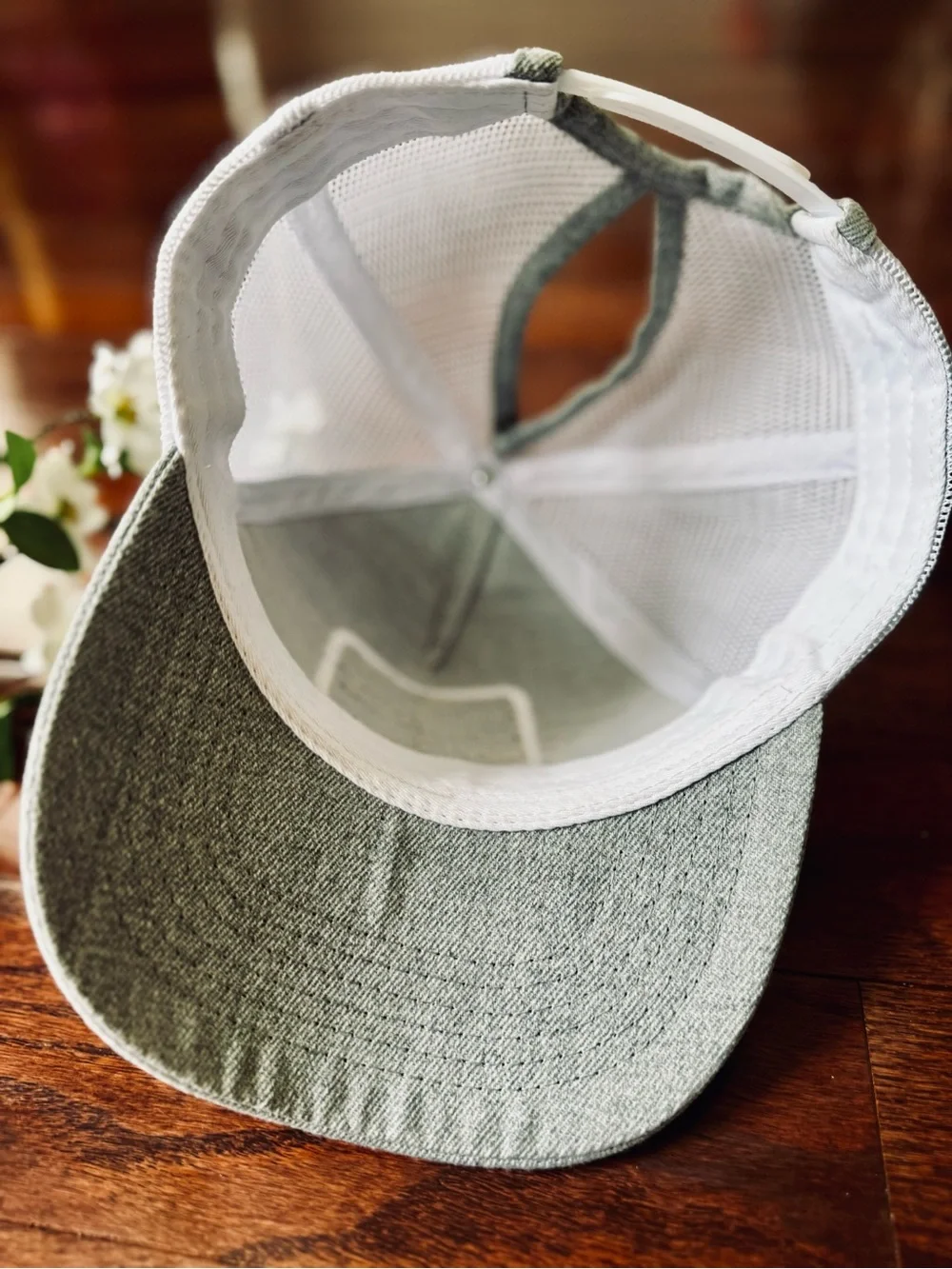 Wet Dreamz Surf Company “Always Salty” Trucker Hat SnapBack Gray/White Mesh